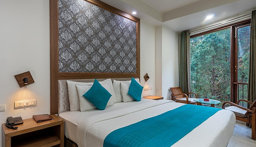 Super Deluxe Room (Front Facing Jungle View)
