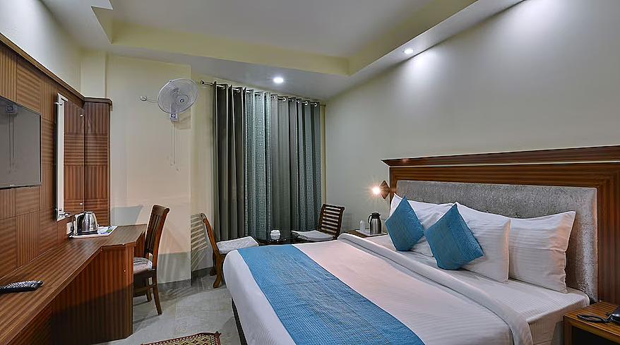 Super Deluxe Room (Front Facing Jungle View)