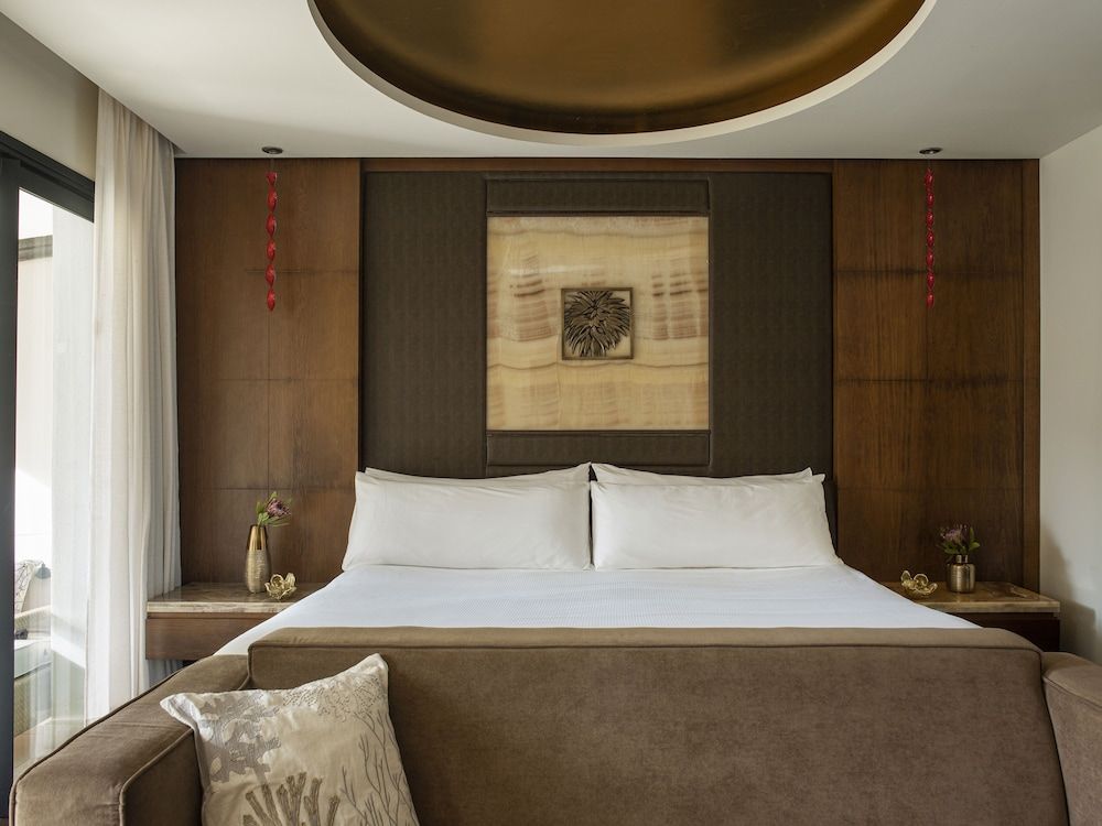 Deluxe Room (Front Sea View 2+1)