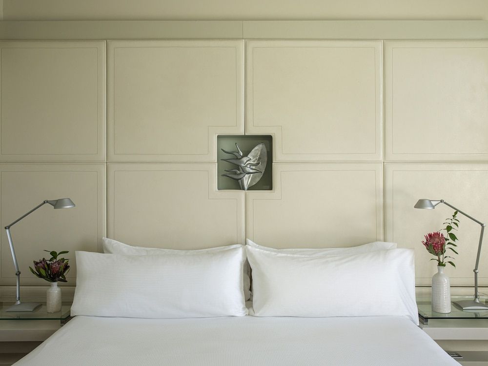 Suite (2+1)