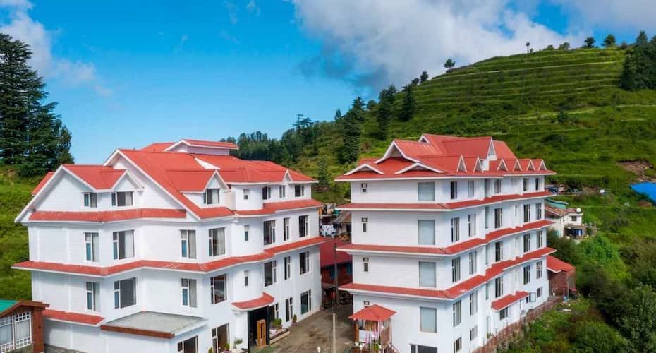 undefined The Twin Tower Hotel 8