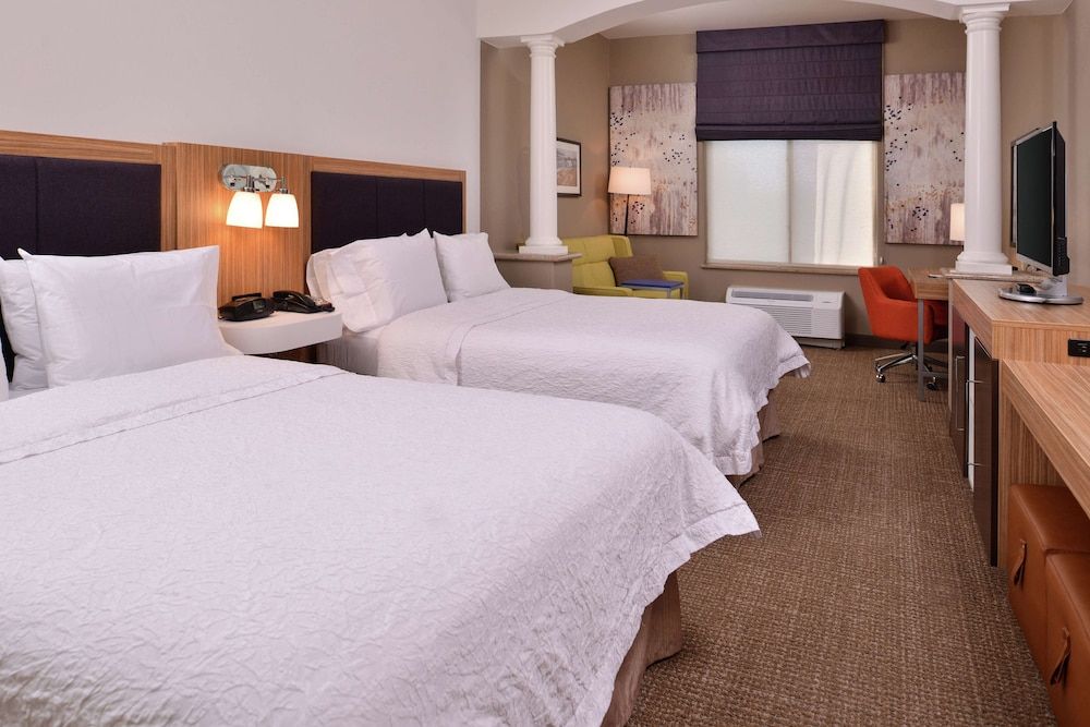 Room, 2 Queen Beds, Accessible, Non Smoking