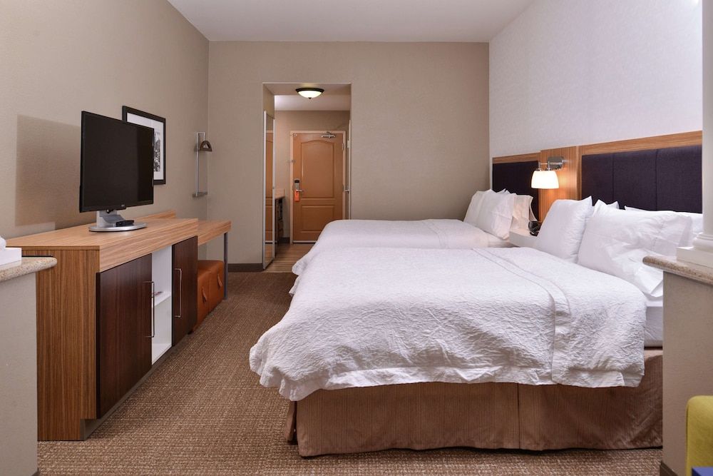 Room, 2 Queen Beds, Accessible, Non Smoking