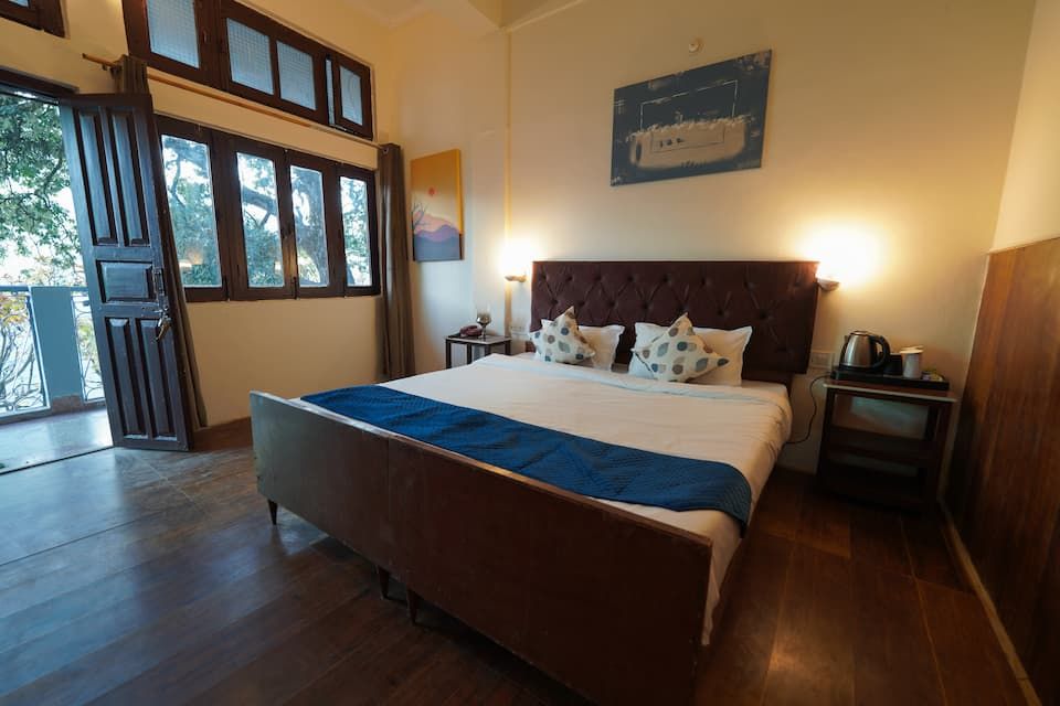 Hotel Silverton Partial Lake View Room 3