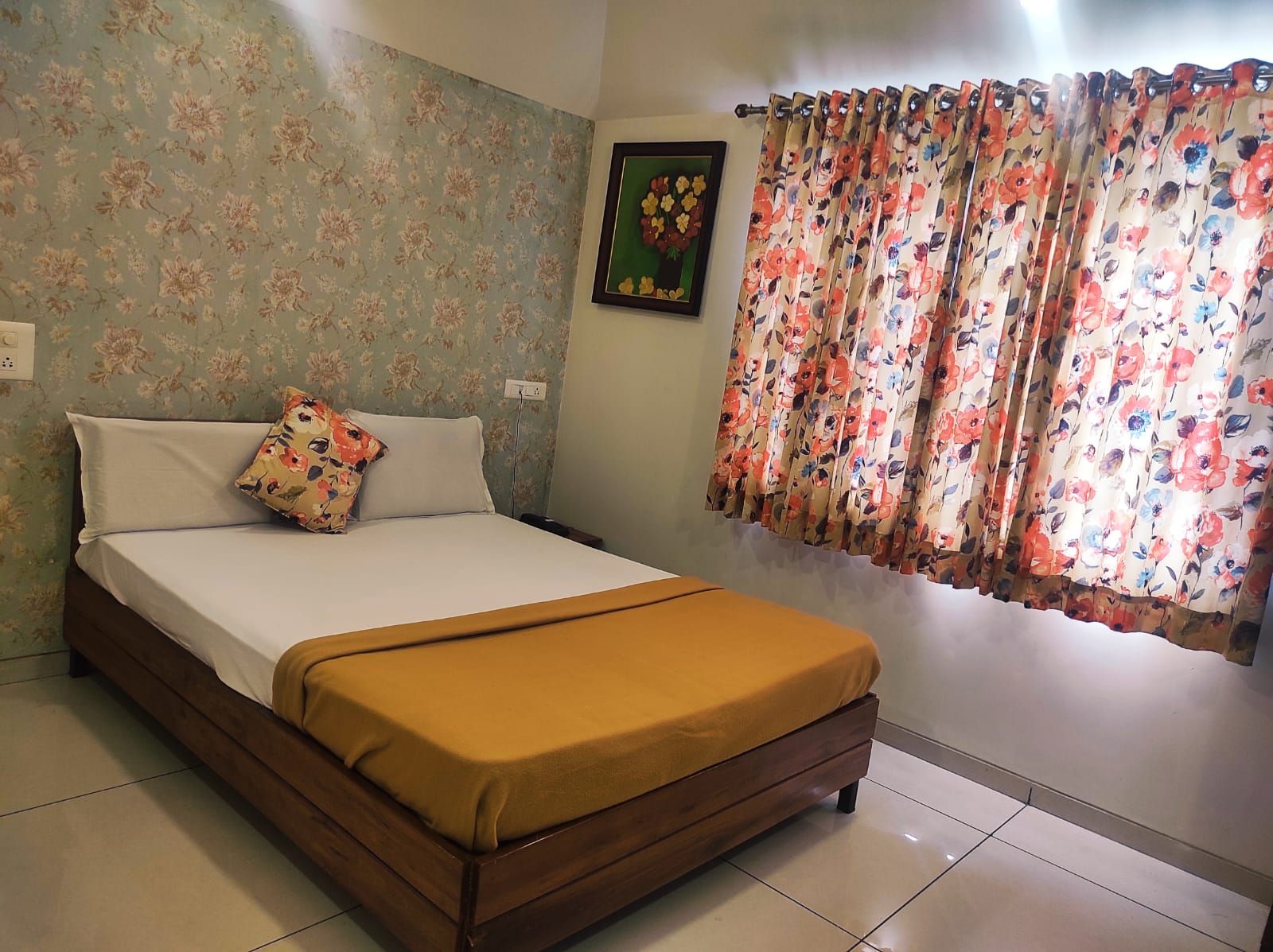 Hotel Prafulla Deluxe Room Non A/C 3