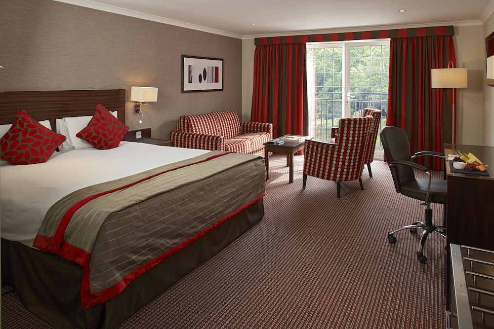 The Bull Hotel Grand Double Room, 1 Double Bed 3