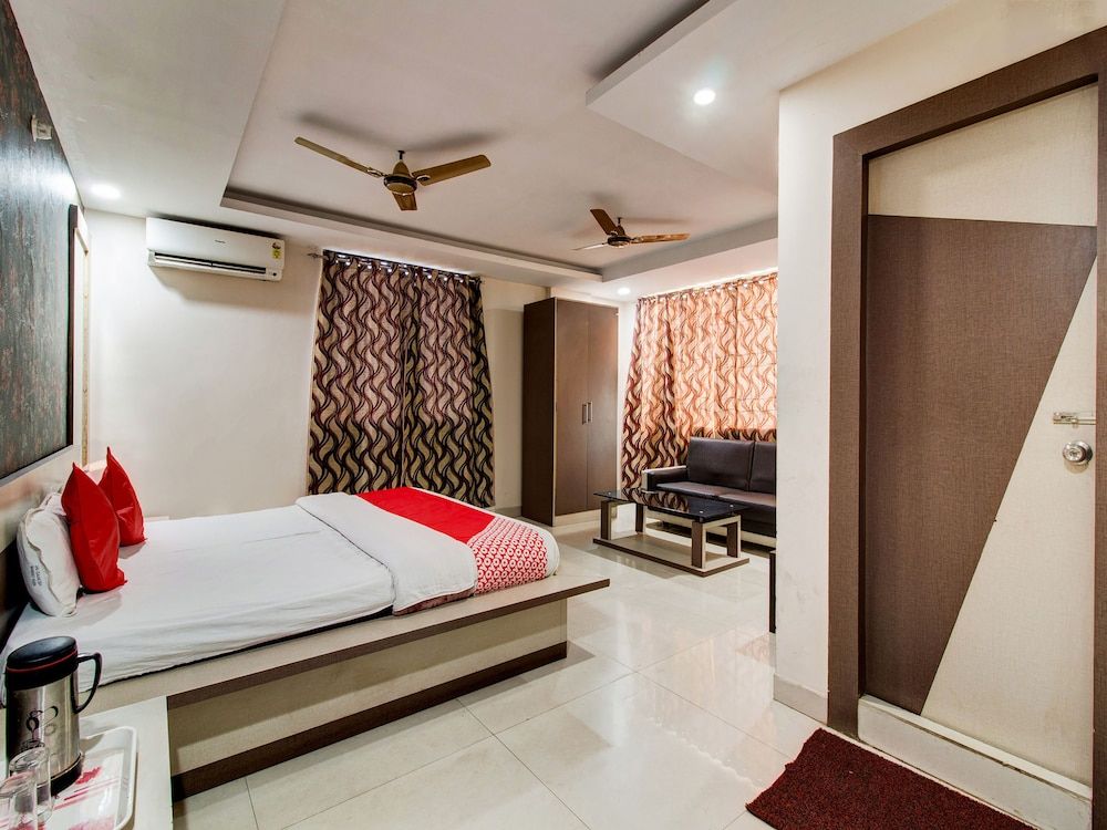 OYO 27696 Jai Ganesh Banquet Hall & Rooms Double or Twin Room 11