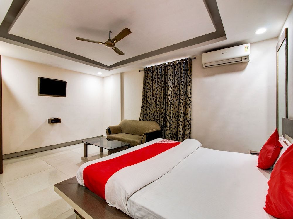OYO 27696 Jai Ganesh Banquet Hall & Rooms Double or Twin Room 12