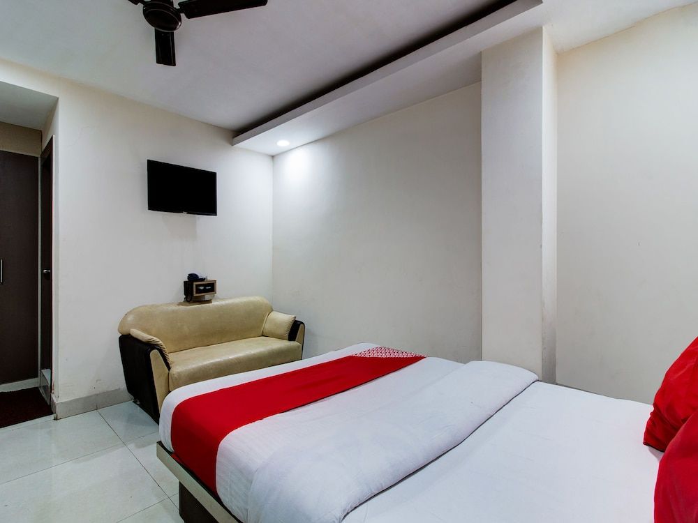OYO 27696 Jai Ganesh Banquet Hall & Rooms Double or Twin Room 14