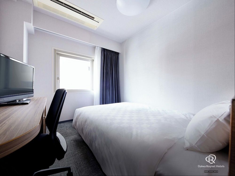 undefined Daiwa Roynet Hotel Yotsubashi 3