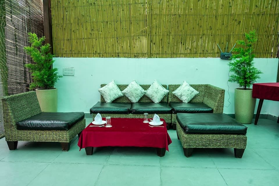 undefined The Golden Sunrise Hotel 3