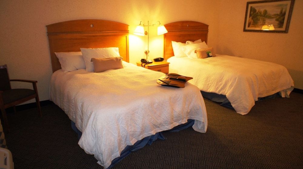 Room - 2 Queen, Accessible