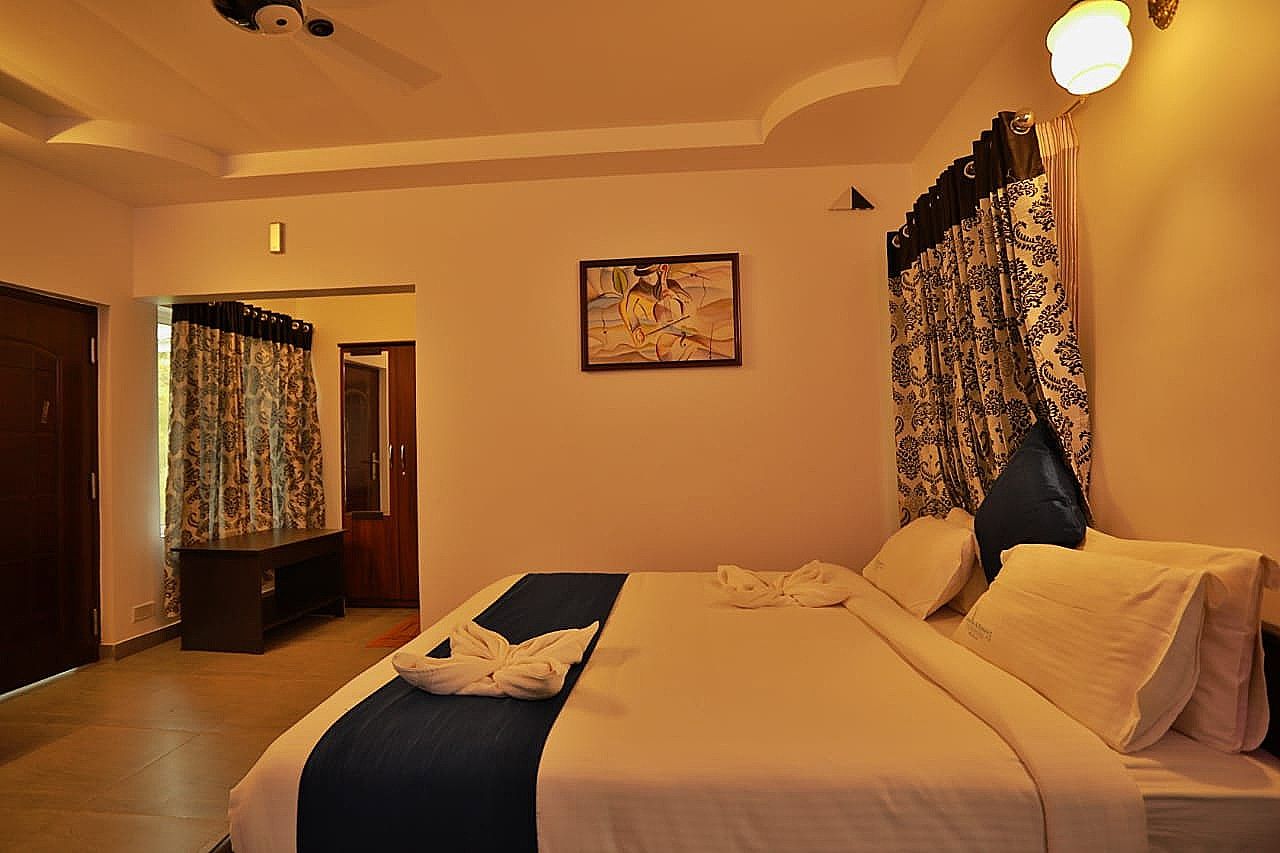 Eterno Camellia and Elettaria Executive valley view Room 11