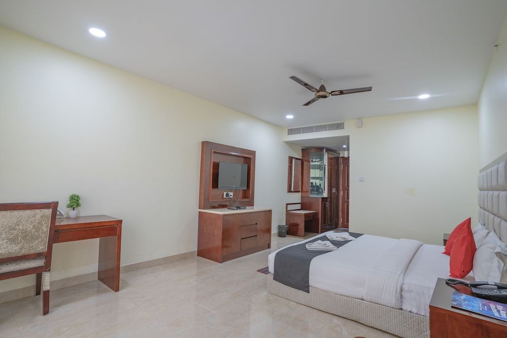 Hotel The Park Deluxe Double Room 2