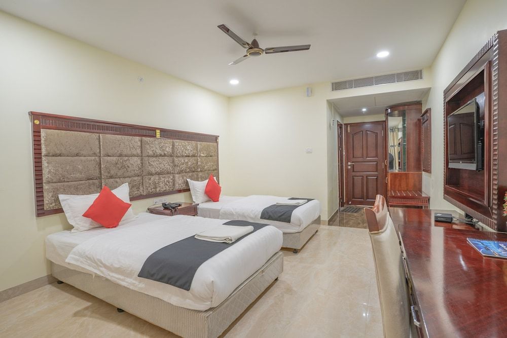 Hotel The Park Deluxe Double Room 4