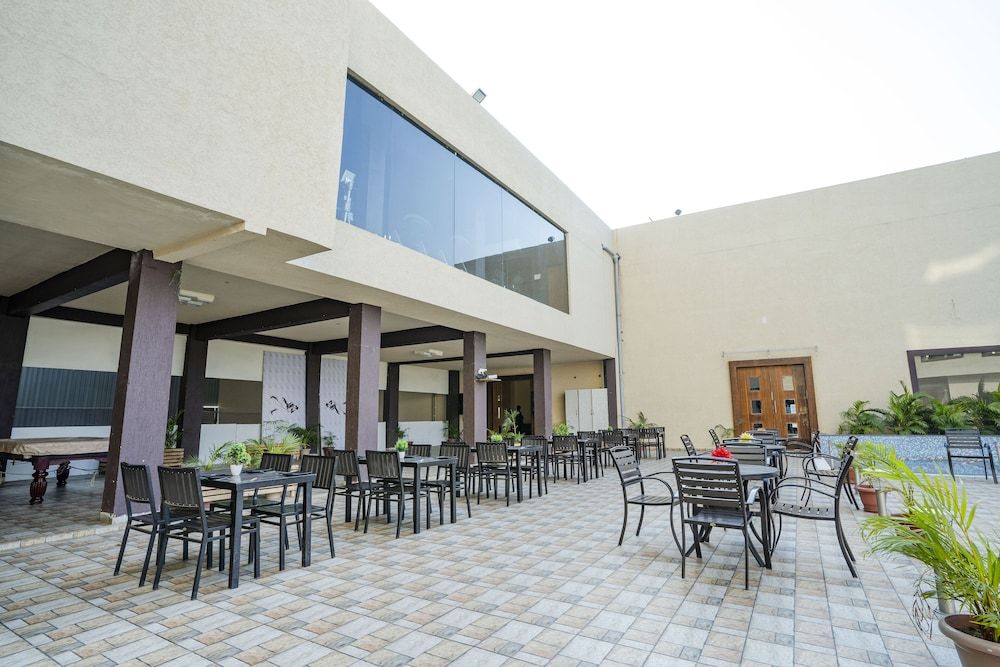 undefined Hotel The Park 8