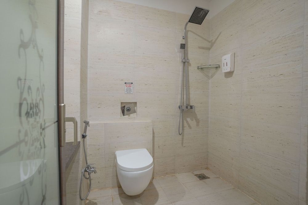 Hotel The Park Deluxe Double Room 8