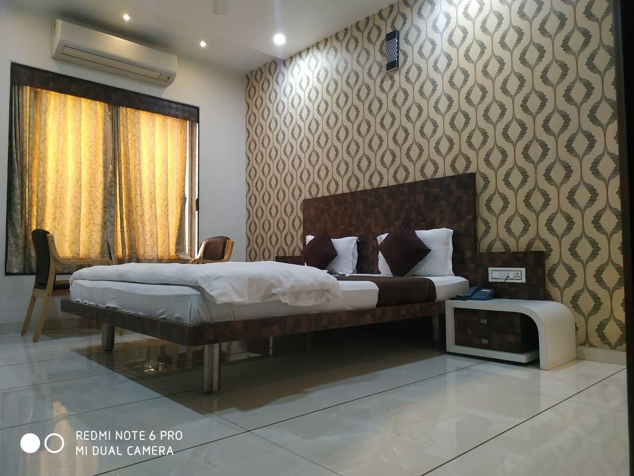 Hotel Fun City Premier AC Room