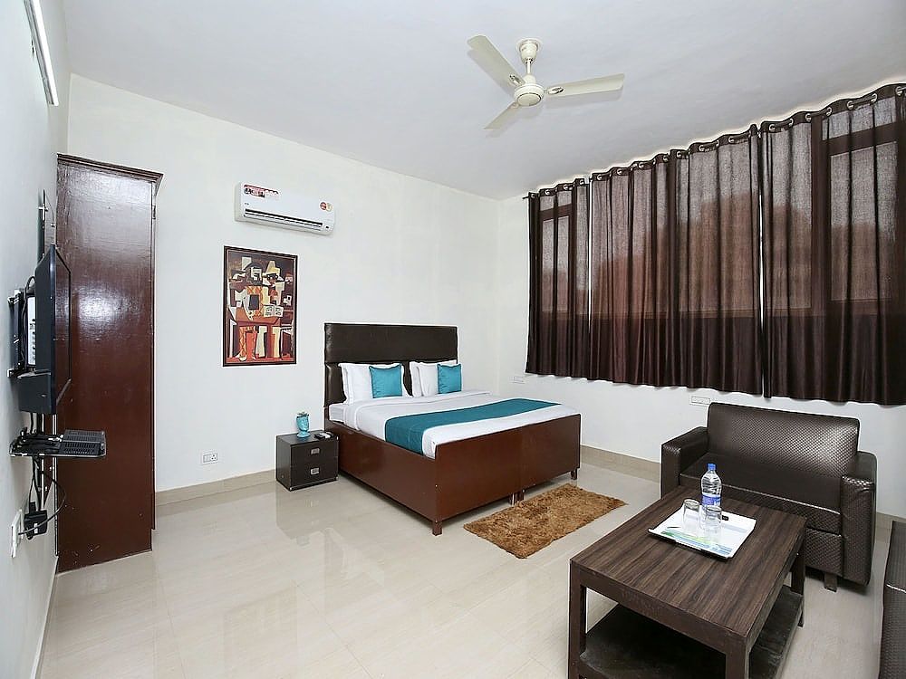 Deluxe Double or Twin Room, 1 King Bed