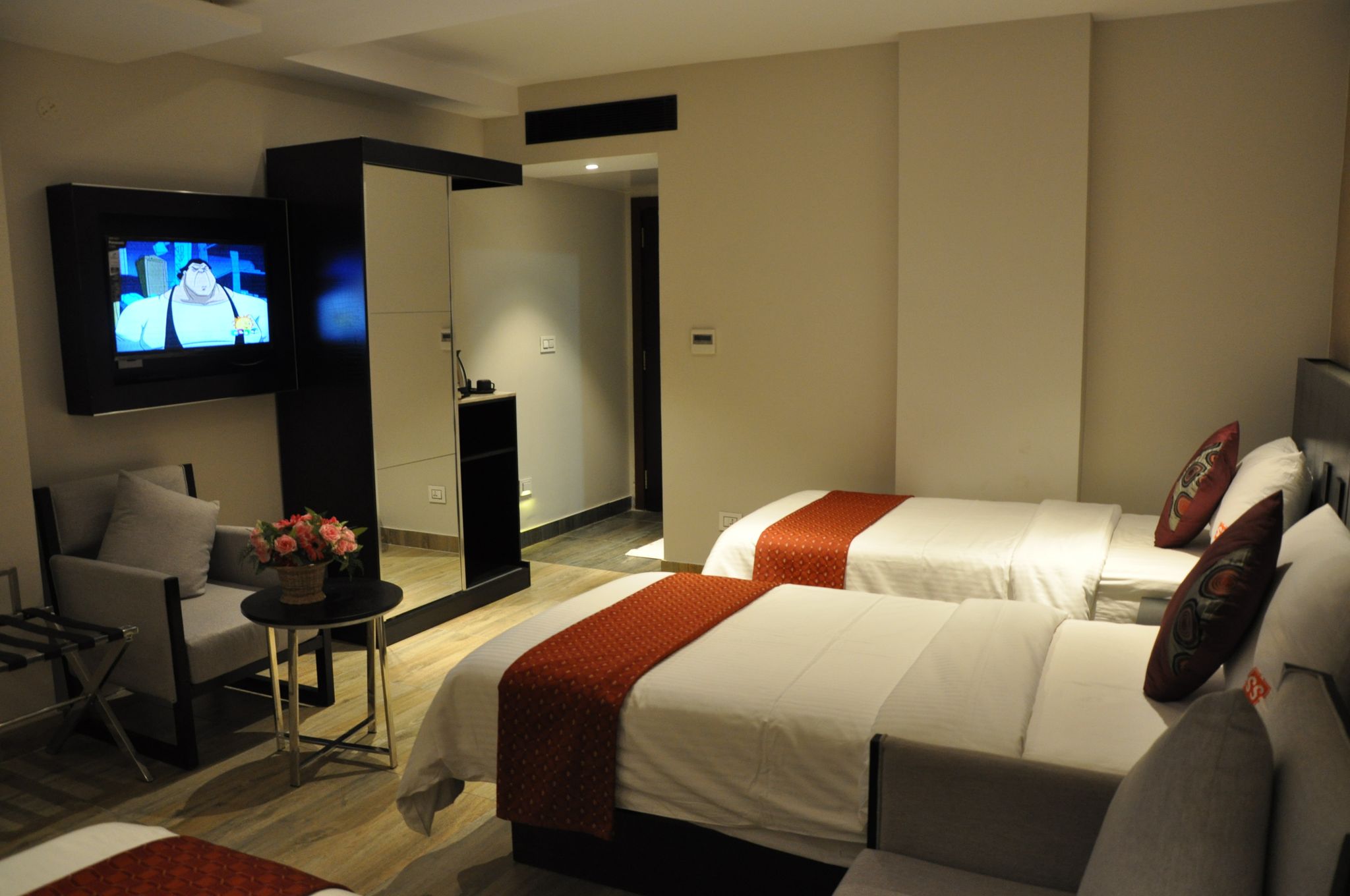 Shaans I Suites-Trichy Deluxe AC Room 11