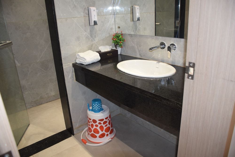 Hotel Vilasa International Superior Room 8