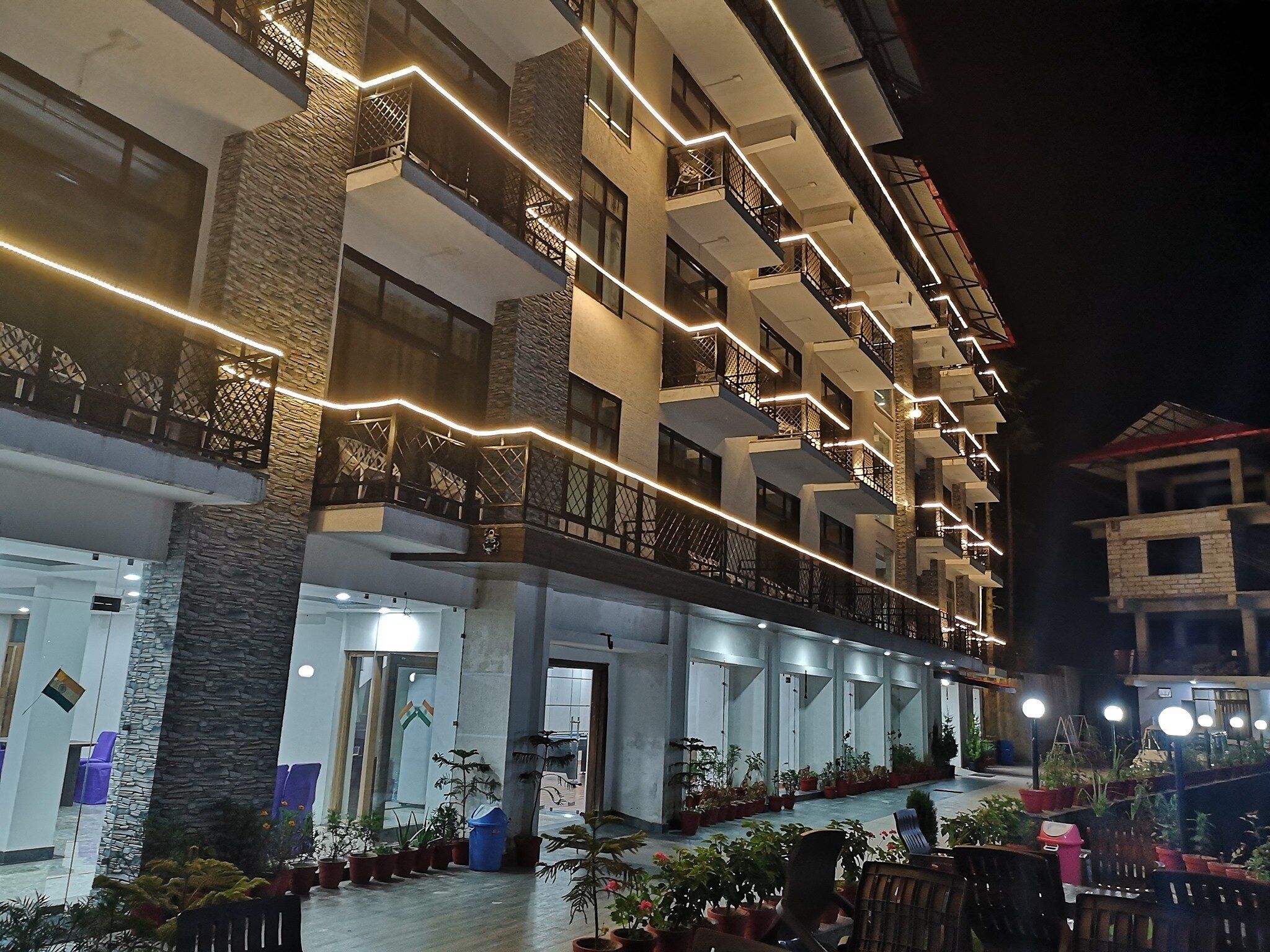 undefined Dal Lake Resort 8