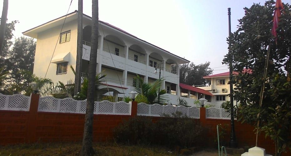 undefined Fantasea Beach Resort 3