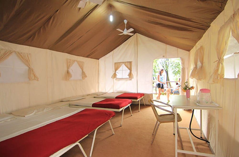 River View Basic Tent A/C