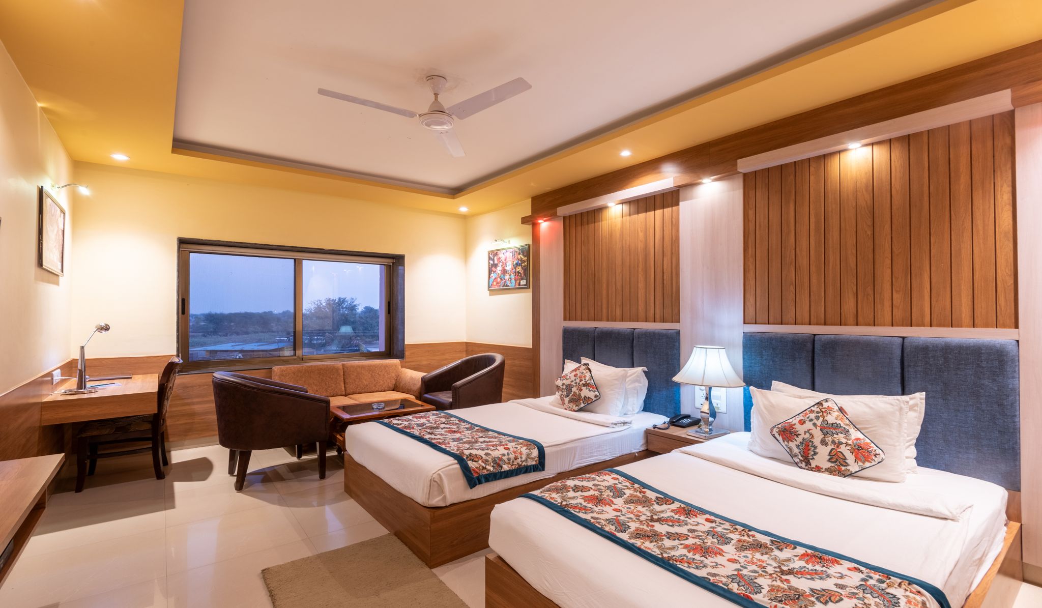 Hotel Kaushal International Executive Deluxe Room 3