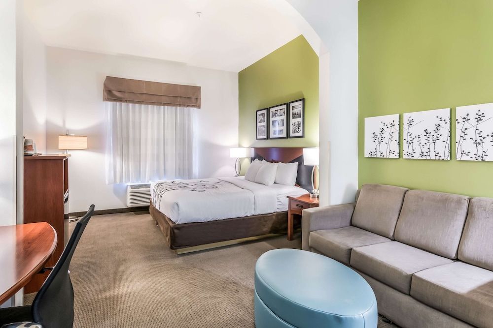 Suite, 1 King Bed, Non Smoking