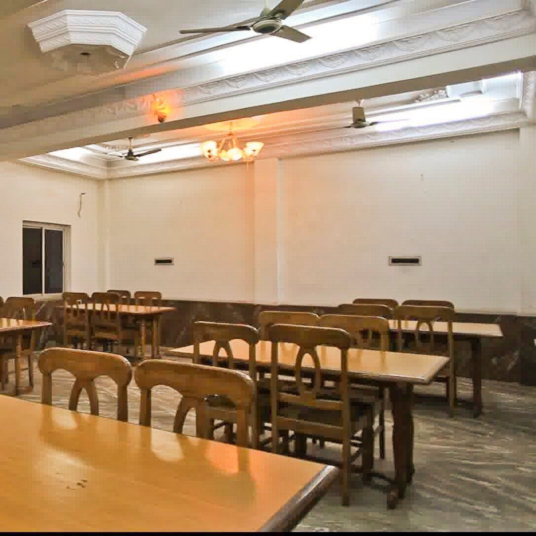 Santosh Hotel & Restaurant