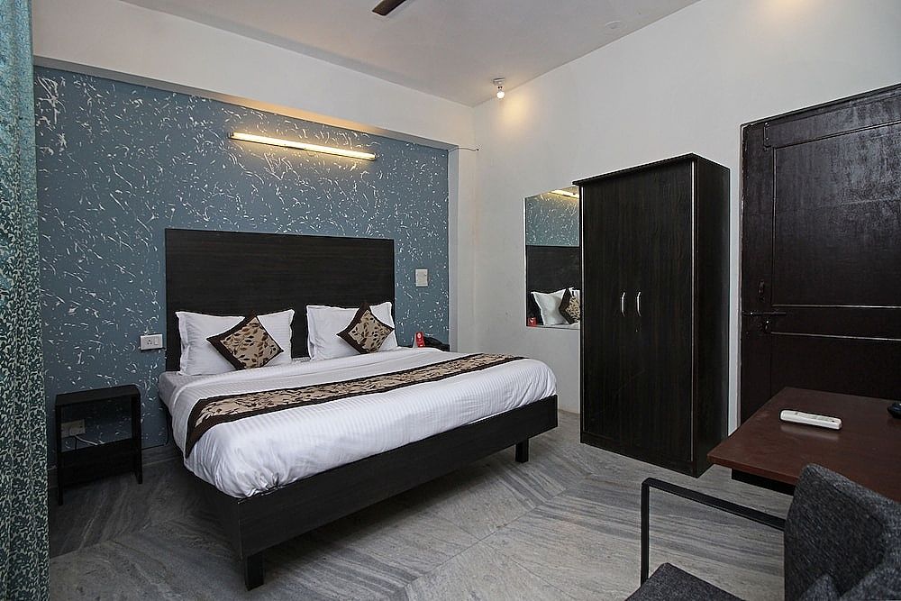 undefined OYO 9025 Viditva 1 6