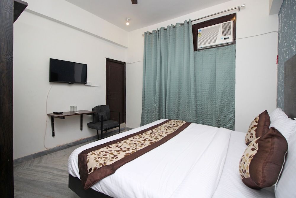 OYO 9025 Viditva 1 Double or Twin Room