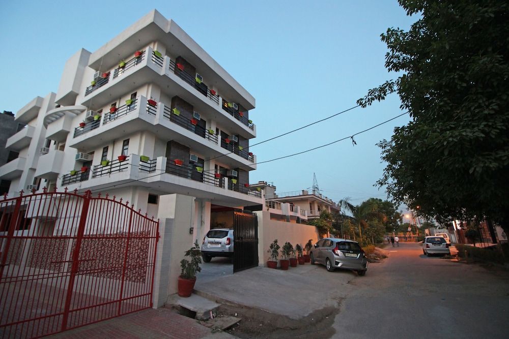 undefined OYO 9025 Viditva 1