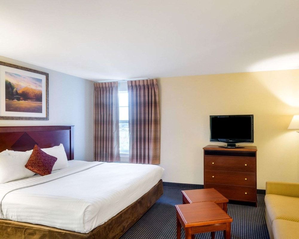 undefined MainStay Suites Dover 2