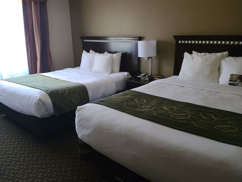 Suite, 2 Queen Beds, Non Smoking
