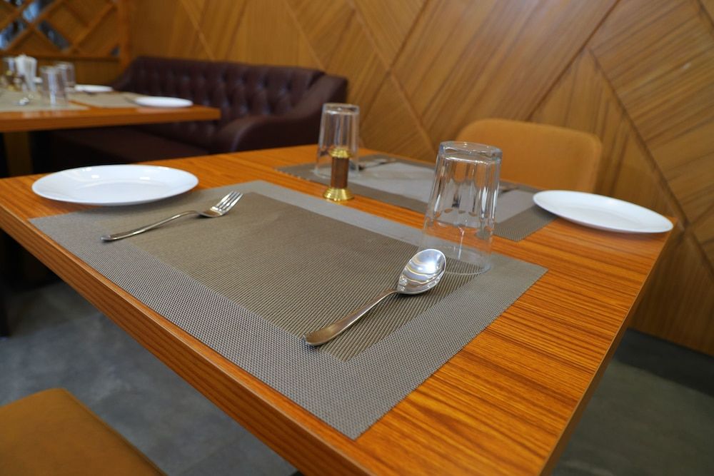 undefined Hotel Royal Hillton 8