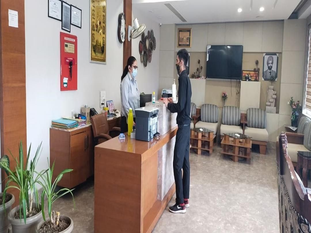 undefined Hotel Royal Hillton 3