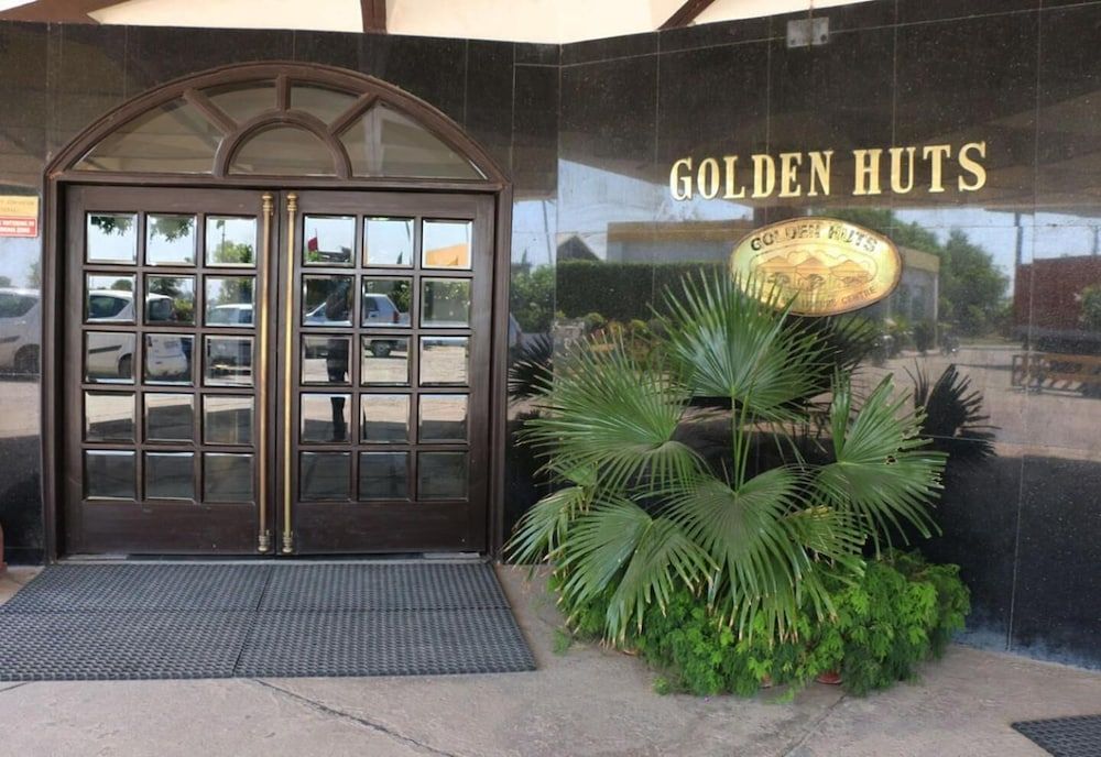 undefined Golden Huts Resorts 9