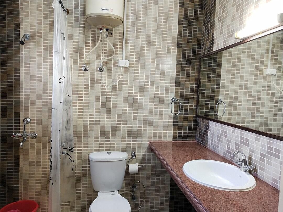 Zambala House Deluxe Room 2