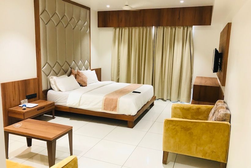 President The Hotel Surendranagar Executive Deluxe Room