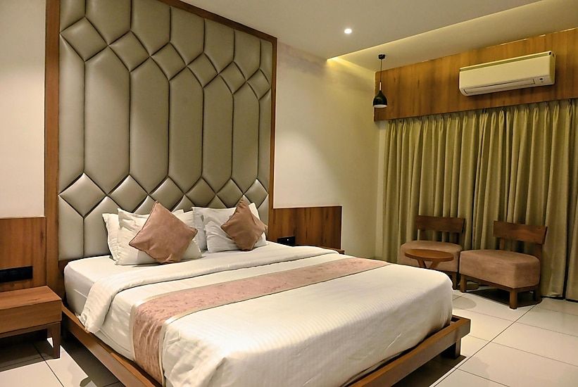 President The Hotel Surendranagar Semi Executive Deluxe Room 5