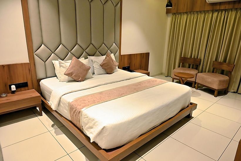 President The Hotel Surendranagar Semi Executive Deluxe Room 2