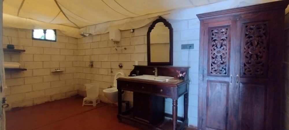 Champaner Heritage Resort Royal Tent