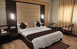 Hotel Lavanya Palace Deluxe AC Room