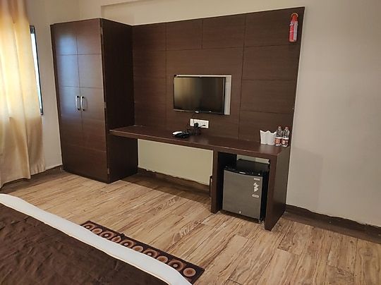 Hotel Lavanya Palace Executive AC Room 5