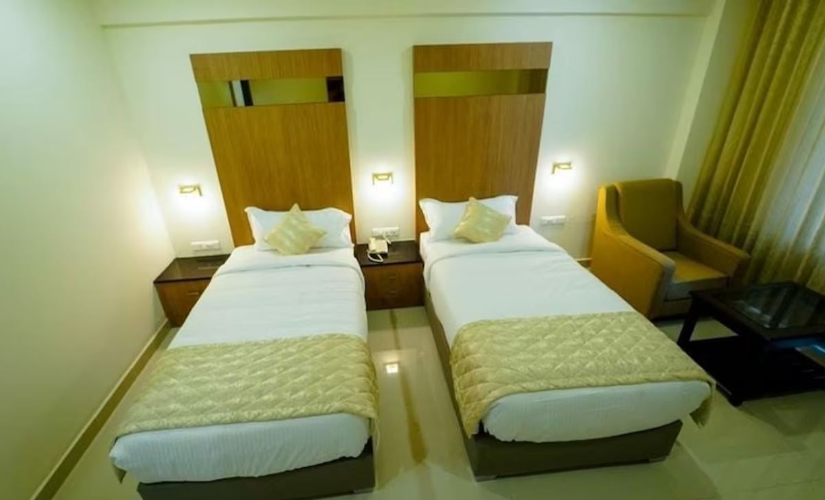 undefined Hotel Blossoms 5