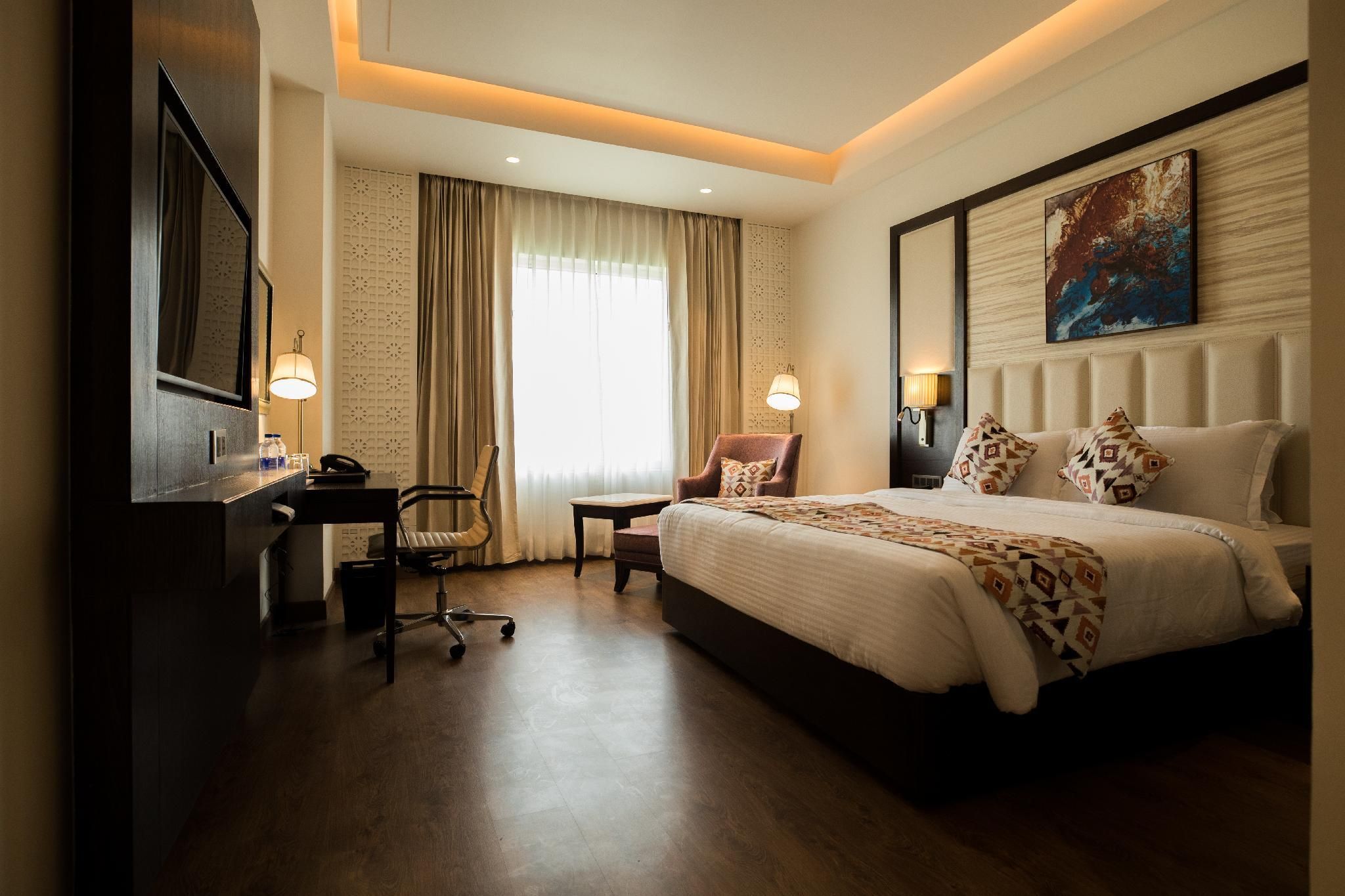 Ramada By Wyndham Kapurthala 1 Double Bed, Non-Smoking 2