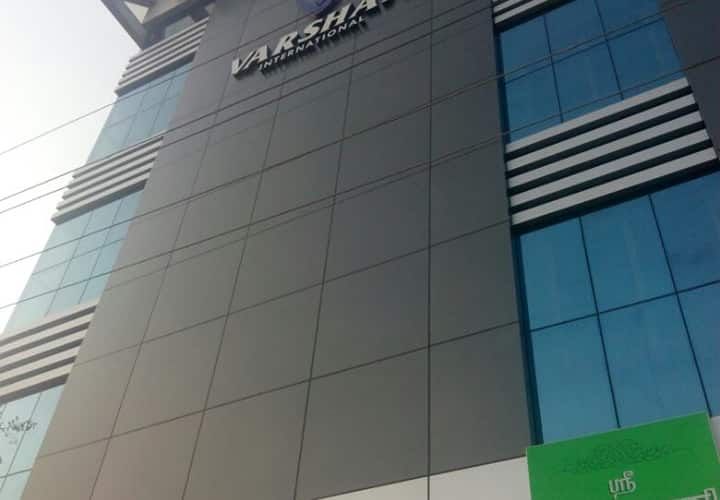 Hotel Varshan International 