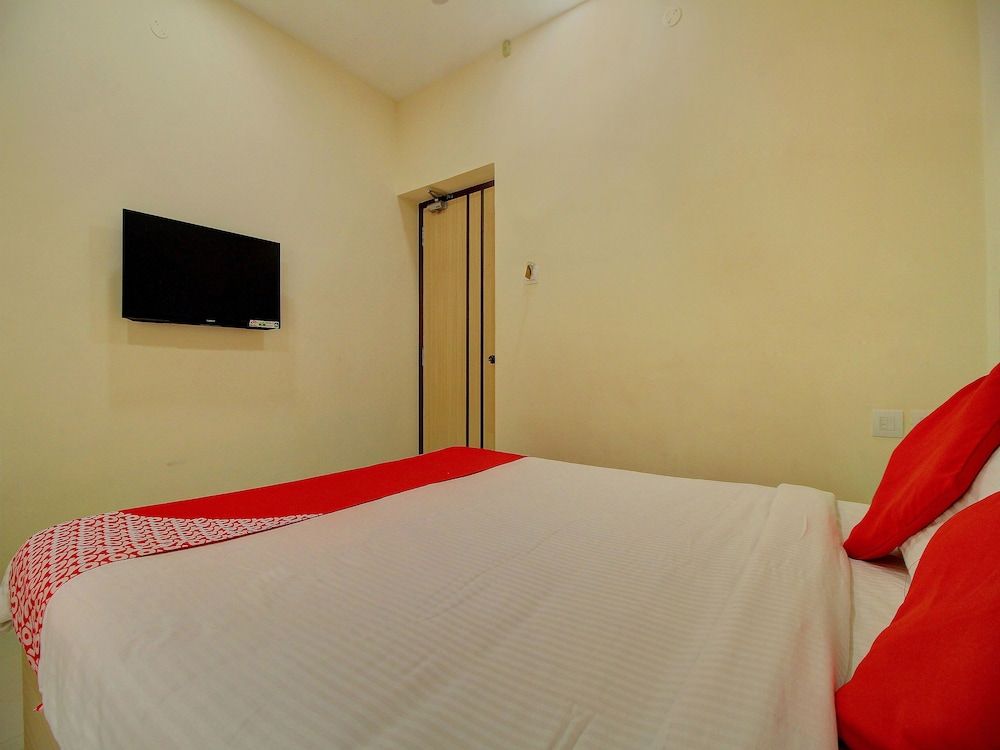 OYO 17355 Shri Sai Homestay Standard Room 2